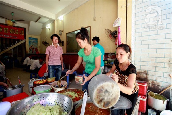 Hà Nội lên kế hoạch xoá sổ tình trạng 'bún mắng, cháo chửi'