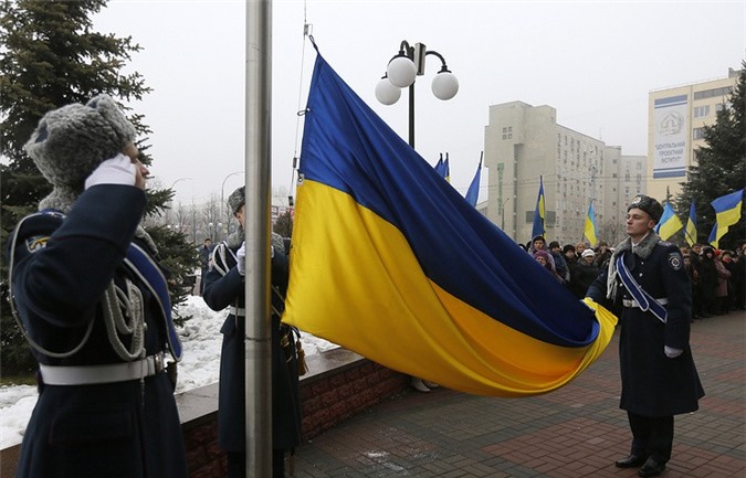 "Không có chuyện Trump sẽ để mắt tới vấn đề Ukraine ít hơn Obama"