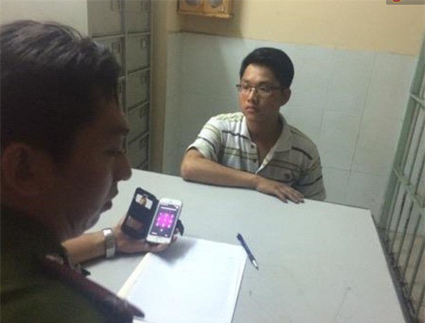 Nam sinh dàn cảnh cướp vàng ngay tại nhà mình