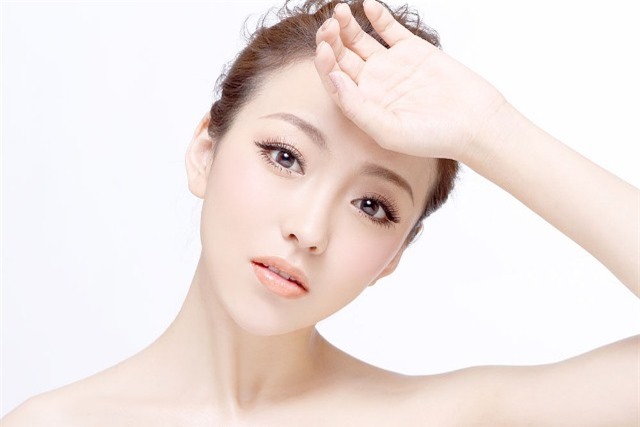 Bí quyết giúp bạn trắng da siêu tốc chỉ với 1 lon bia