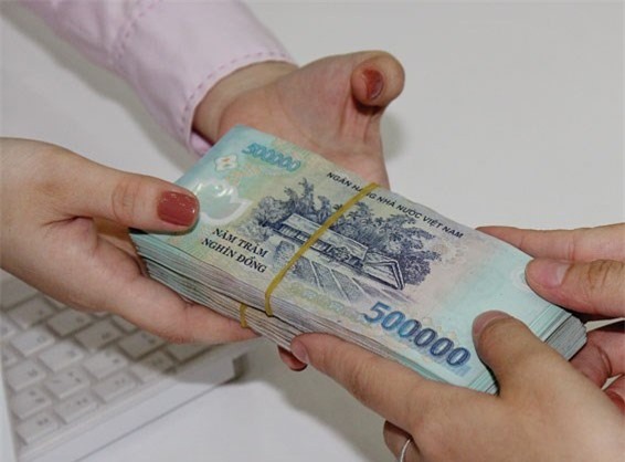 Đủ tiền cho người dân chi tiêu dịp Tết Nguyên đán