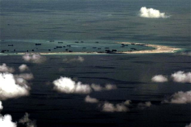 Trung Quốc triển khai vũ khí trên Biển Đông, Philippines lo ngại