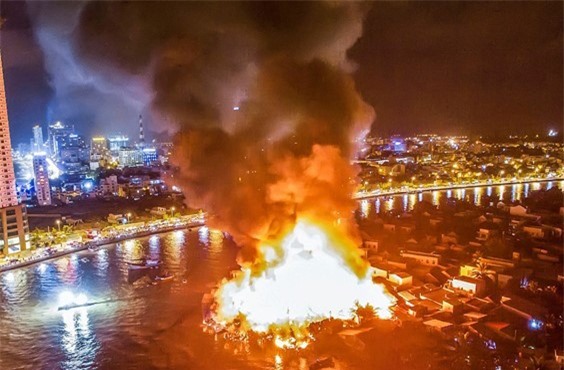 Cháy hàng chục căn nhà ở Nha Trang: Phó Thủ tướng chỉ đạo khẩn