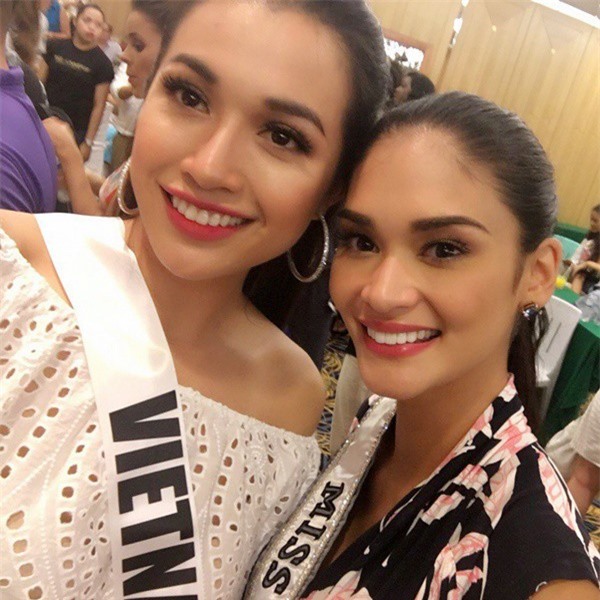 Lệ Hằng selfie, đẹp không kém Miss Universe Pia Wurtzbach