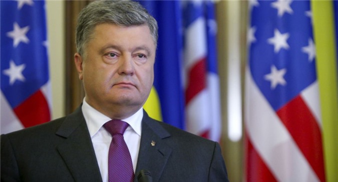Ông Poroshenko tuyên bố đã thỏa thuận gặp gỡ với ông Trump