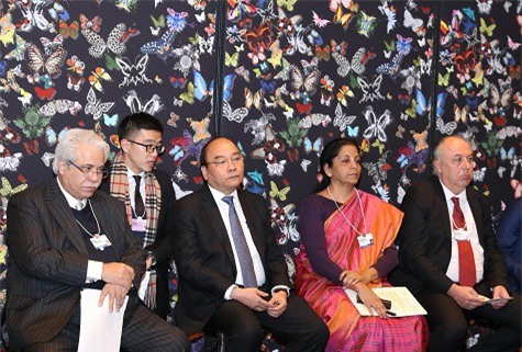 Thủ tướng: Xây dựng Chính phủ phục vụ người dân, doanh nghiệp