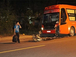 Xe khách Phương Trang tông xe máy, 1 người tử vong