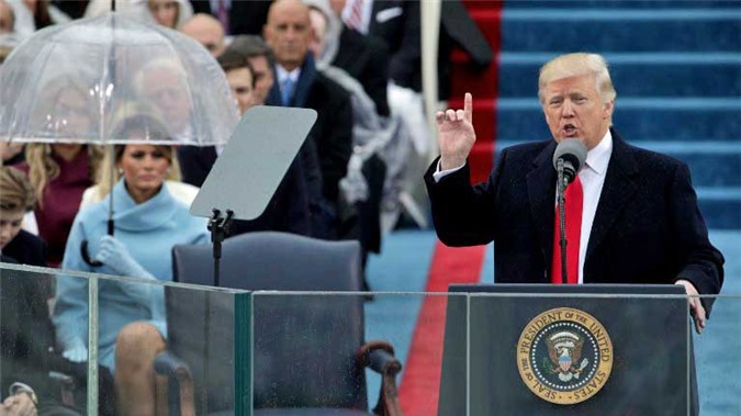 Donald Trump ký 2 sắc lệnh hành pháp ngay sau lễ nhậm chức