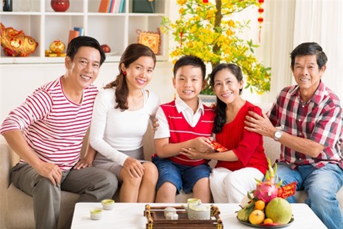 Đàn ông Việt tâm sự chuyện ăn Tết nhà nội hay nhà ngoại 