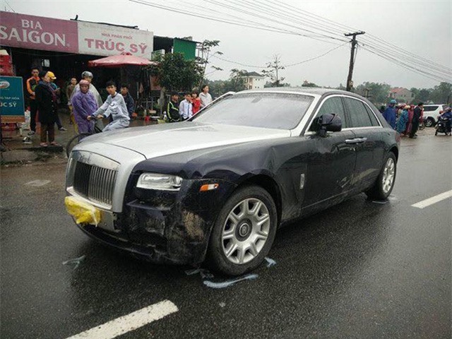 Siêu xe Rolls Royce tông 2 cha con ở Hà Tĩnh có giá bao nhiêu?