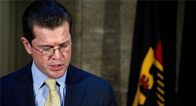 Châu Âu mượn tay của người Mỹ làm nhiều "việc xấu hổ"