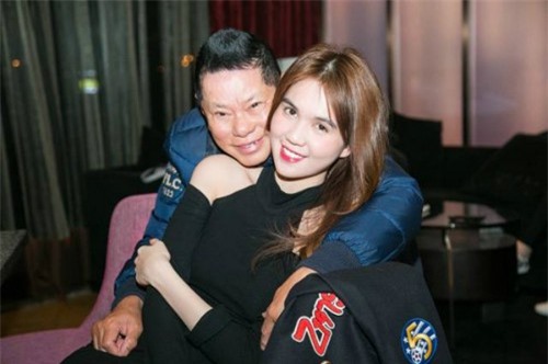 Ngọc Trinh phản ứng thế nào khi Hoàng Kiều tuyên bố chia tay?