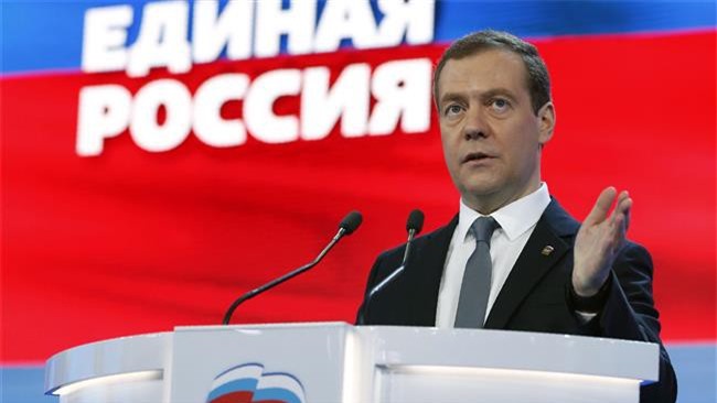 Thủ tướng Medvedev: Nga không ảo tưởng Trump sớm bỏ trừng phạt Nga 