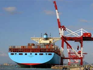 Việt Nam nhập siêu 83 triệu USD trong 15 ngày đầu năm 2017