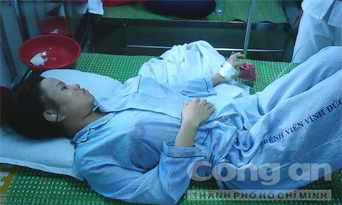 Cứu sống cặp vợ chồng bị ngạt khí than ở Quảng Nam