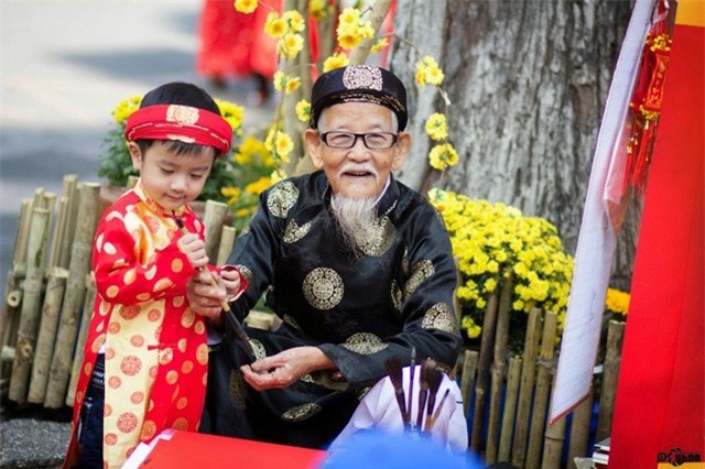 Mách bạn giờ xuất hành năm Đinh Dậu, may mắn cả năm