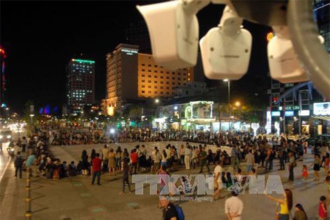 Nạn móc túi ở đường hoa Nguyễn Huệ: Tình tiết mới nhất