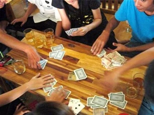 "Thú vui" đánh bài trong ngày Tết có thể bị xử phạt