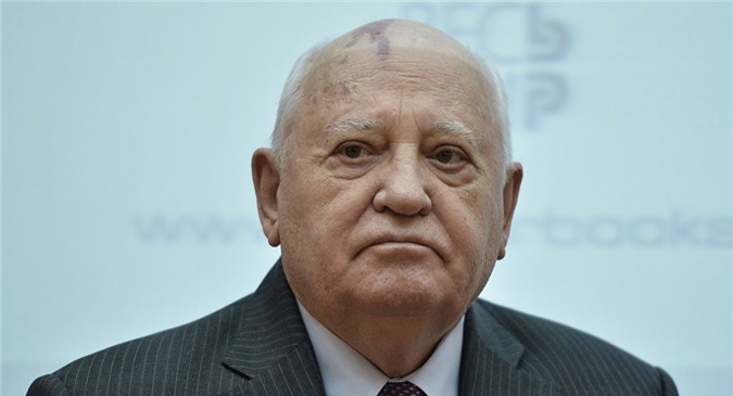 Ông Putin và Trump cần khởi xướng việc cấm chiến tranh hạt nhân