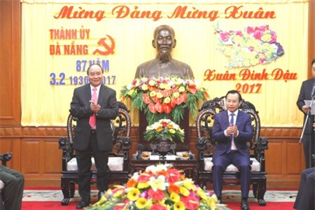 Thủ tướng "xông đất", muốn Đà Nẵng là một thành phố thông minh