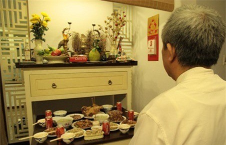 Văn khấn mùng 2 tết Đinh Dậu chuẩn nhất