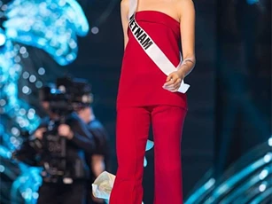 Lệ Hằng rạng rỡ trước thềm chung kết Miss Universe 2016
