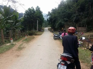 Bàng hoàng phát hiện thi thể người phụ nữ chết treo cổ