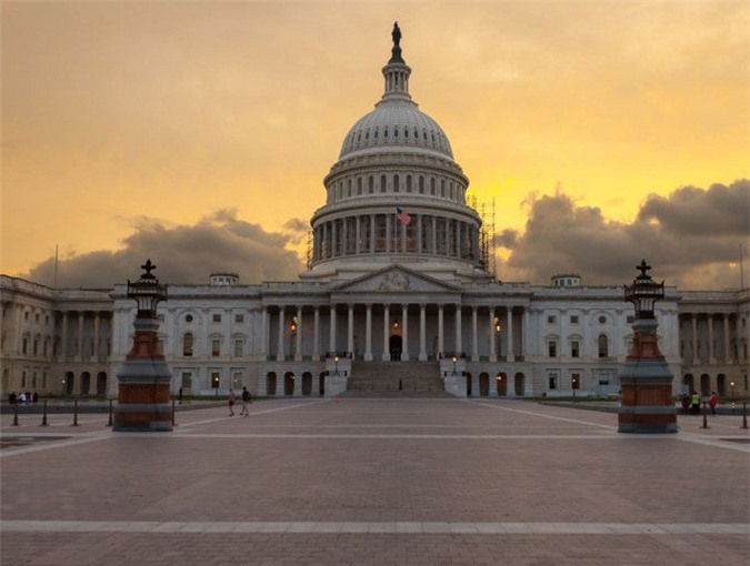 Mỹ muốn xem xét dự luật ngăn chặn Trump dỡ bỏ trừng phạt Nga