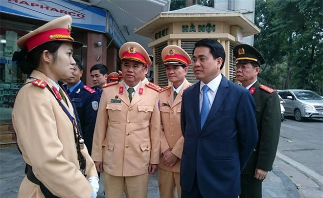 Công an Hà Nội ra quân đảm bảo giao thông mùa lễ hội