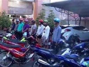 Phó thủ tướng chỉ đạo điều tra vụ 200 người đua xe náo loạn đại lộ