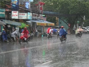Bắc Bộ mưa rải rác, Nam Bộ đề phòng ngập lụt