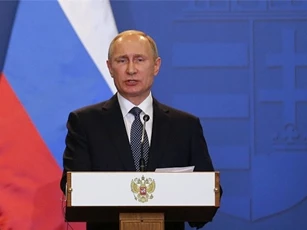 Putin: Ukraine gây căng thẳng ở Donbass để... vòi tiền EU