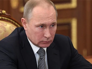 Tổng thống Putin dự báo tiền lương Nga tăng vào năm 2017