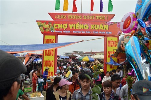 Triệu tập hơn 200 CSGT, CSCĐ đảm bảo giao thông tại hội Chợ Viềng