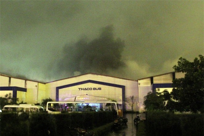 Trường Hải lên tiếng vụ cháy xưởng sản xuất xe bus