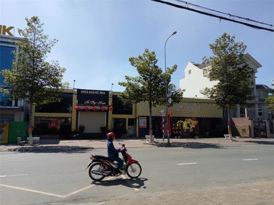 Truy bắt nhóm giết chết thanh niên trong quán bar ở Đồng Nai