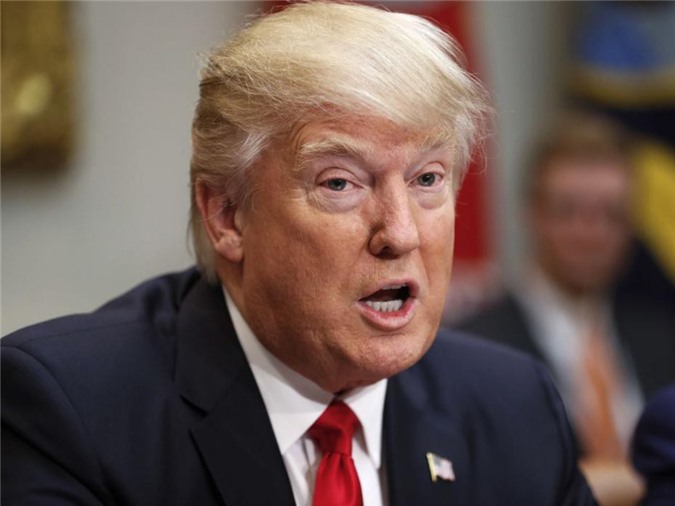 Trump thề tuyên chiến với phán quyết dừng sắc lệnh nhập cư