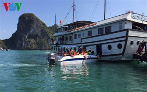 Đã tìm thấy thi thể du khách Úc mất tích trên Vịnh Hạ Long