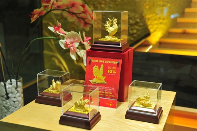 Nhà vàng bung hàng "độc" bán ngày Thần Tài