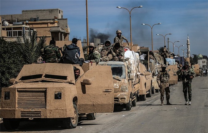 Quyết tái chiếm Palmyra, Nga - Syria mở đợt oanh tạc mới