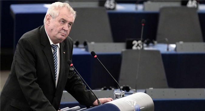 Tổng thống Séc: Chuyện phiếm về cuộc tấn công mạng đã trở thành mốt