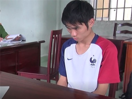 Vụ siết cổ tài xế taxi ở Sài Gòn: Rùng mình lời khai nghi can