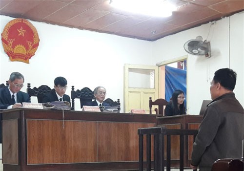 Hai cựu cán bộ làm oan ông Chấn xin giảm án tù