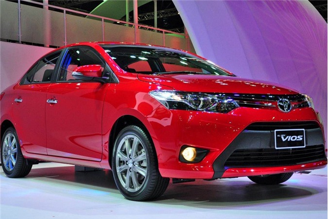 Người Việt mua ôtô Toyota nhiều kỷ lục trong tháng đầu năm