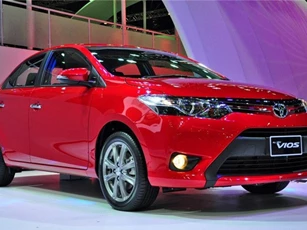 Người Việt mua ôtô Toyota nhiều kỷ lục trong tháng đầu năm