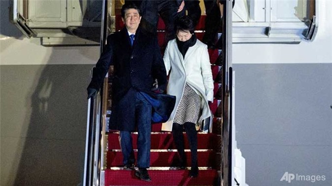 Thủ tướng Nhật Bản Abe tới Mỹ gặp Tổng thống Donald Trump