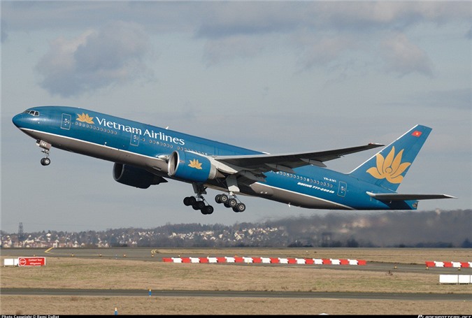 Vietnam Airlines tính bán bớt máy bay để giảm nợ