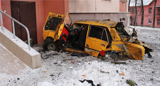 Kiev áp đặt thiết quân luật nếu tình hình xấu đi tại Donbass