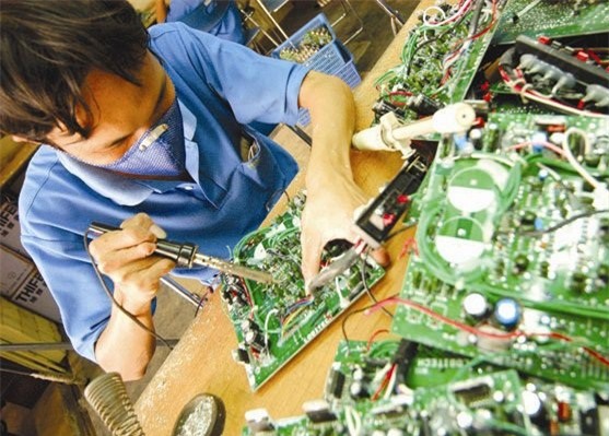 Việt Nam nhập máy vi tính, đồ điện tử nhiều nhất từ Hàn Quốc