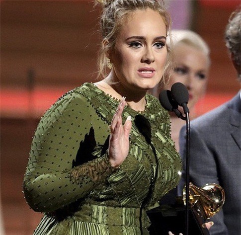 Grammy 2017: Adele "bội thu" ẵm trọn 5 giải lớn